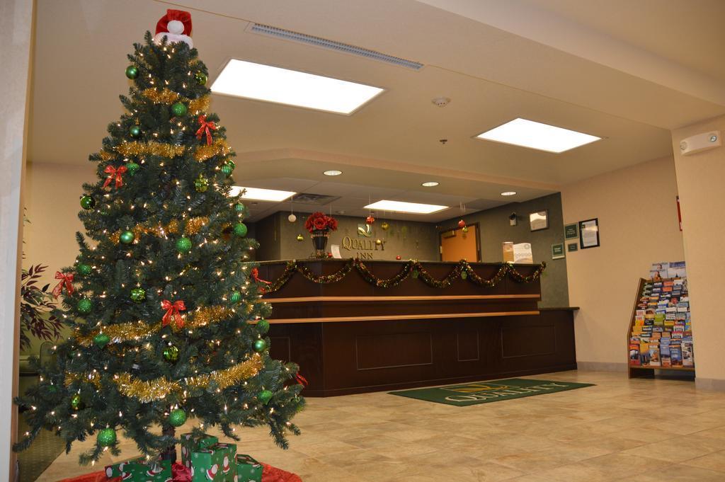 Quality Inn Junction City Near Fort Riley Exterior foto