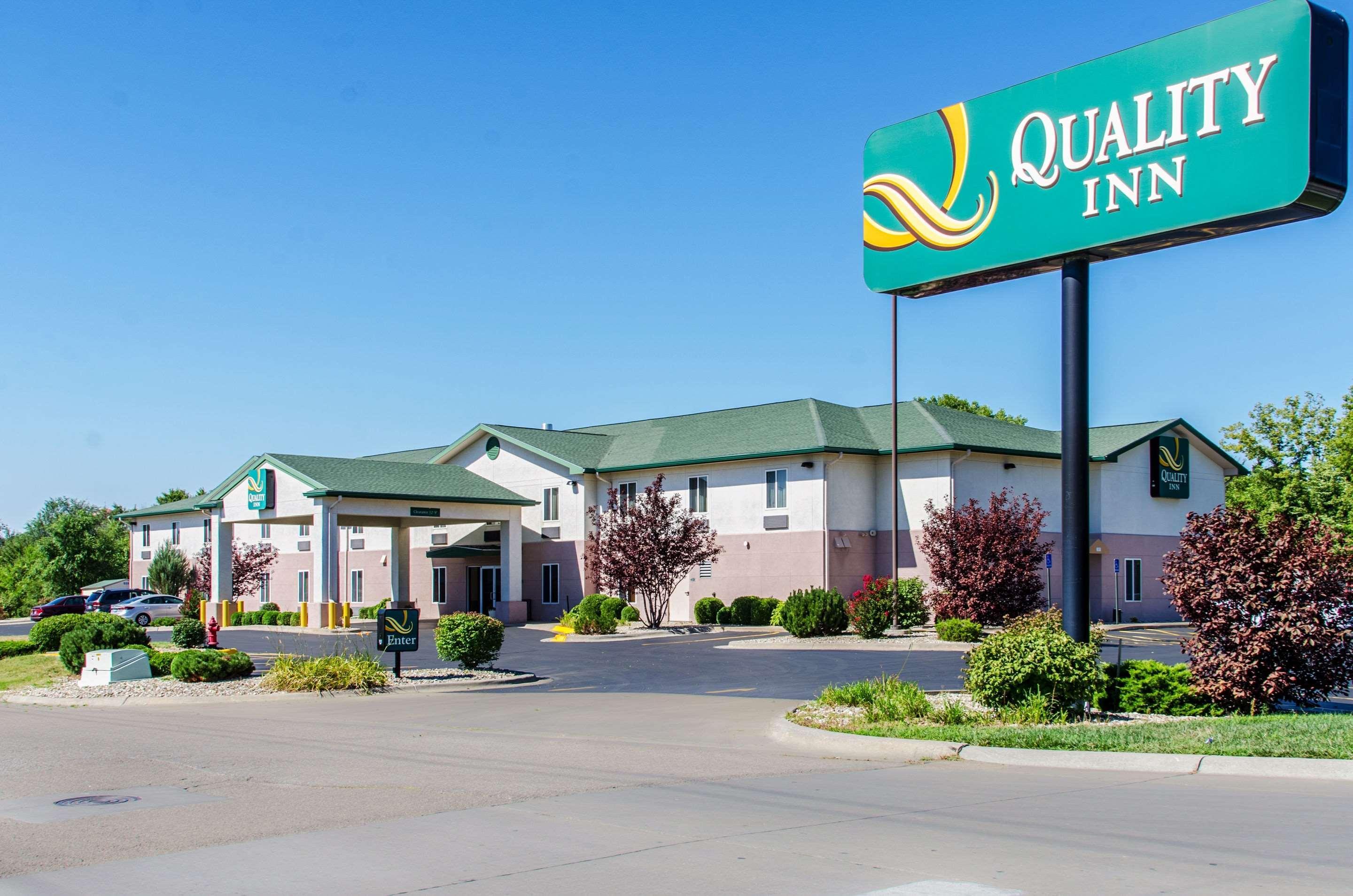 Quality Inn Junction City Near Fort Riley Exterior foto